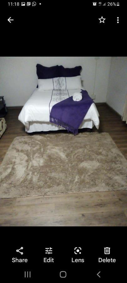 Falcon Lodge Newcastle Bagian luar foto