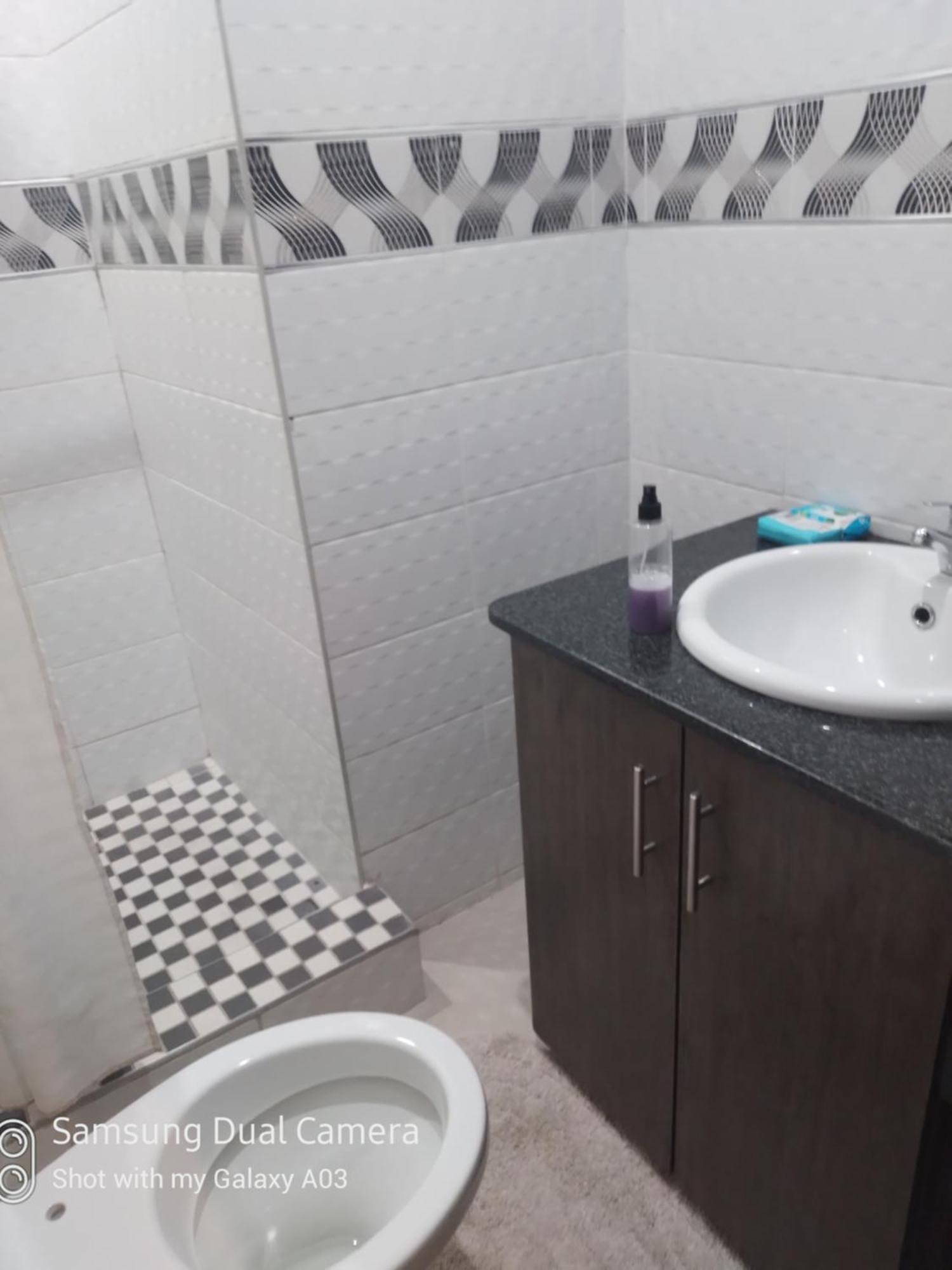 Falcon Lodge Newcastle Bagian luar foto
